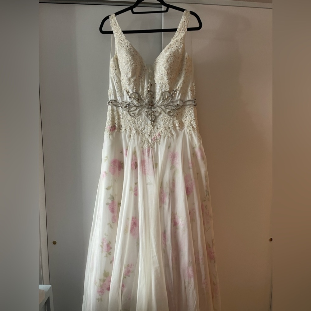Le Gala Mon Cheri Prom Dress